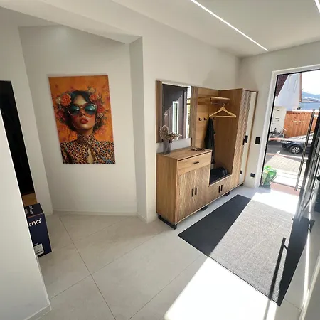 Appartement Moderne In 24h Check In Fussbodenheizung Premium Ausstattung Lichtdurchflutet Privater Zugang Parkplatz Kleinheubach