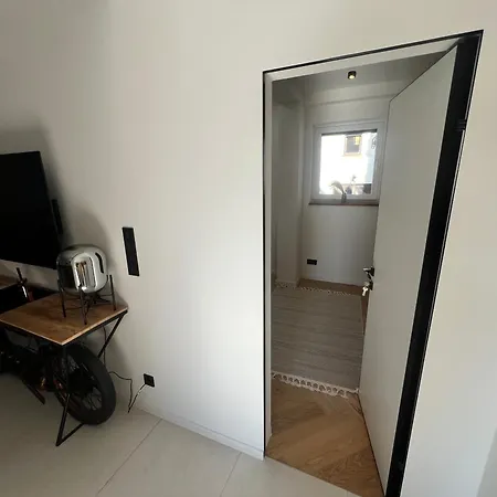 Moderne In 24h Check In Fussbodenheizung Premium Ausstattung Lichtdurchflutet Privater Zugang Parkplatz *