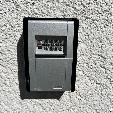 Appartement Moderne In 24h Check In Fussbodenheizung Premium Ausstattung Lichtdurchflutet Privater Zugang Parkplatz *